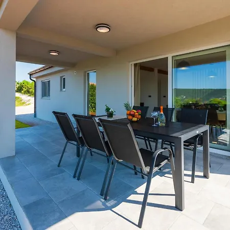 Cozy In With Wifi Labin (Istria)