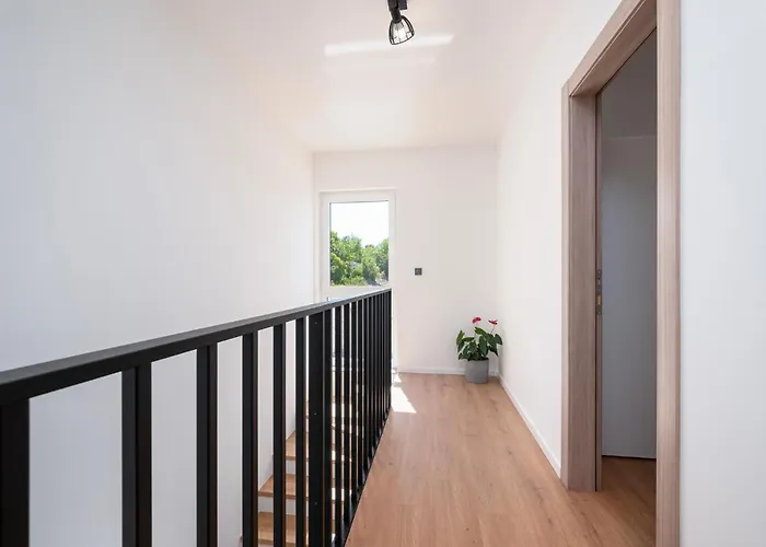 Cozy In With Wifi Labin (Istria)